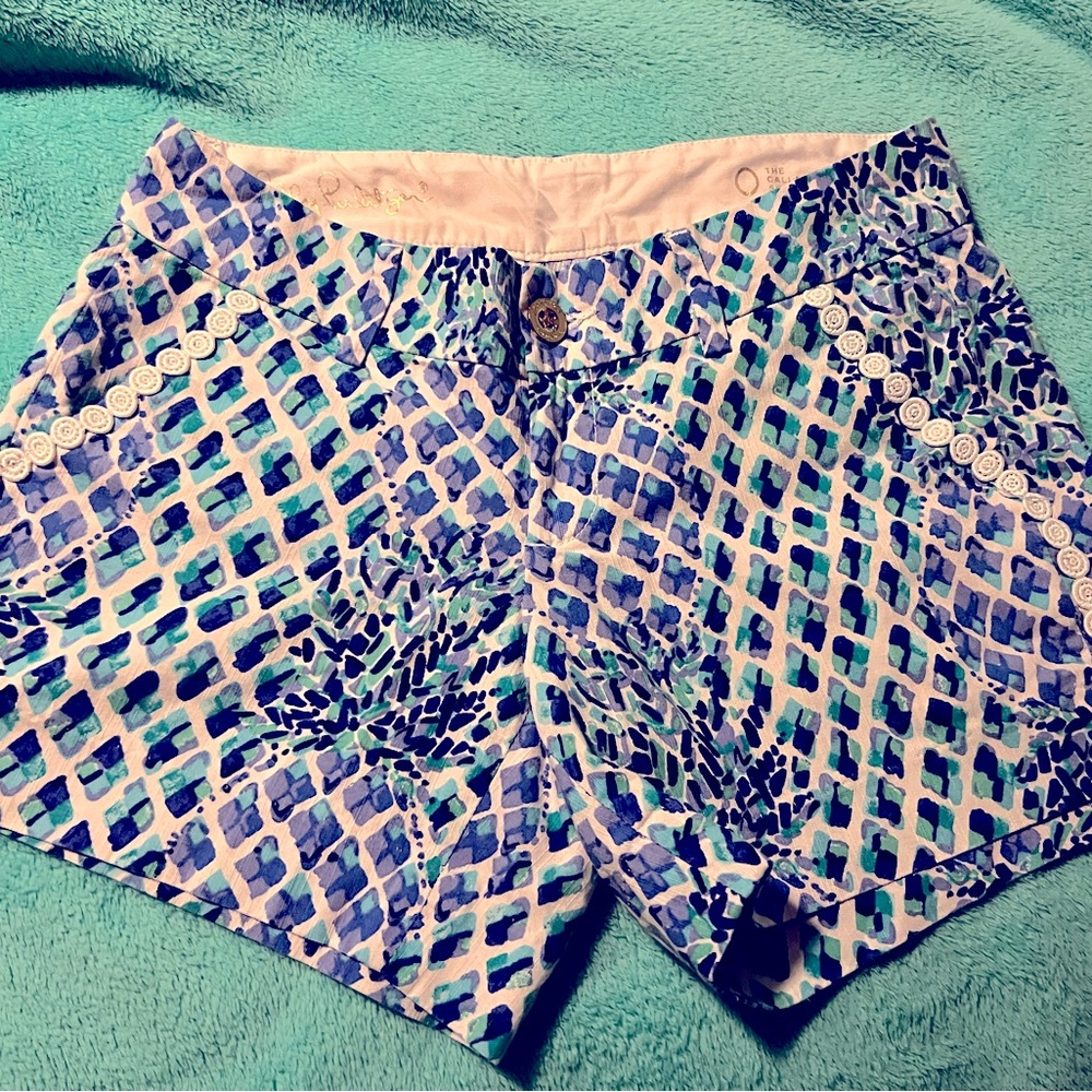 Like new Lilly Pulitzer size 0, the Callahan shorts 5 inch inseam